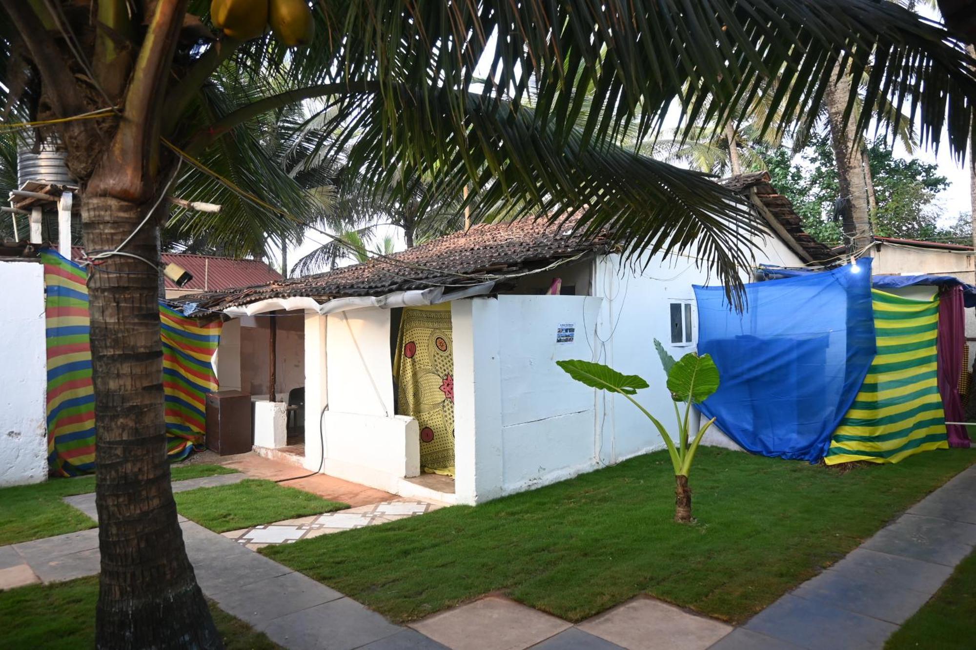 Kashinath Beach Huts อากอนดา ภายนอก รูปภาพ